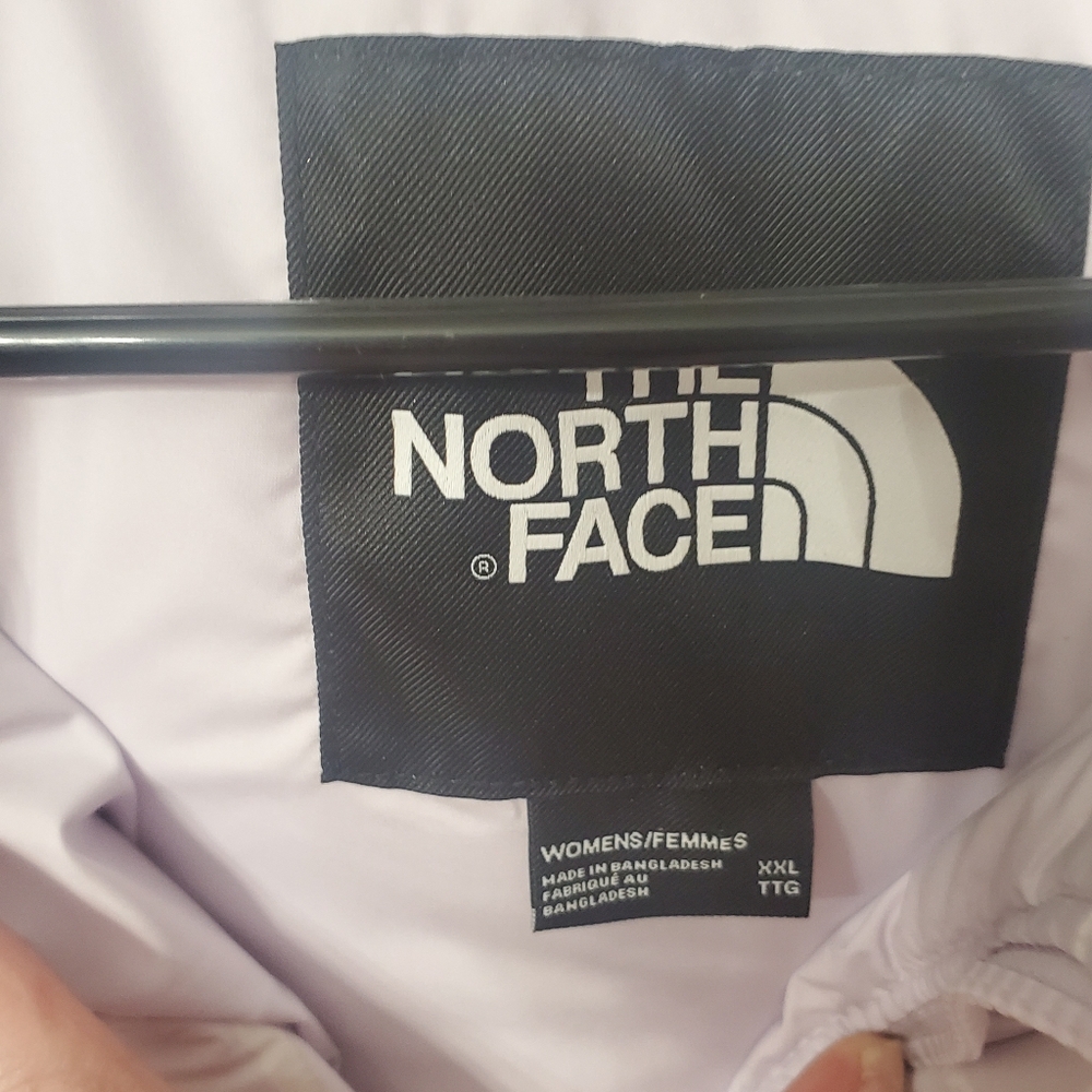 THE NORTH FACE Limited Edition Plus Size (XXL) Lavender Swirl Puffer Jacket - Picture 10 of 14
